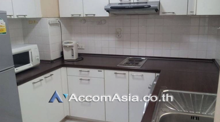  3 Bedrooms  Condominium For Rent in Sukhumvit, Bangkok  near BTS Thong Lo (1514874)