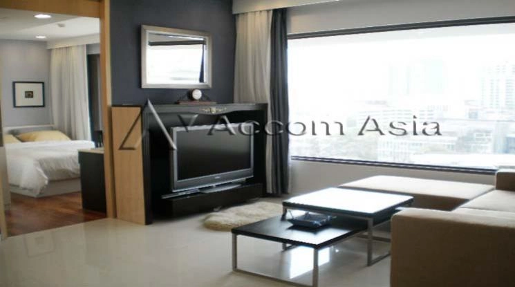  2 Bedrooms  Condominium For Rent in Sathorn, Bangkok  near MRT Khlong Toei (1514970)