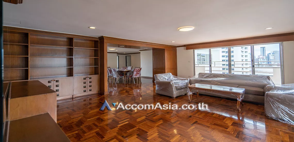 Big Balcony |  3 Bedrooms  Condominium For Rent in Sukhumvit, Bangkok  near BTS Phrom Phong (1515037)