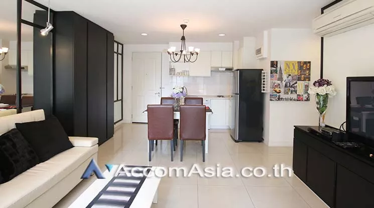  2 Bedrooms  Condominium For Rent in Sukhumvit, Bangkok  near BTS Thong Lo (1515057)