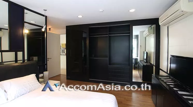  2 Bedrooms  Condominium For Rent in Sukhumvit, Bangkok  near BTS Thong Lo (1515057)