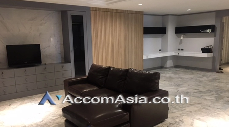 Pet friendly |  3 Bedrooms  Condominium For Rent in Sukhumvit, Bangkok  near BTS Phrom Phong (1515133)