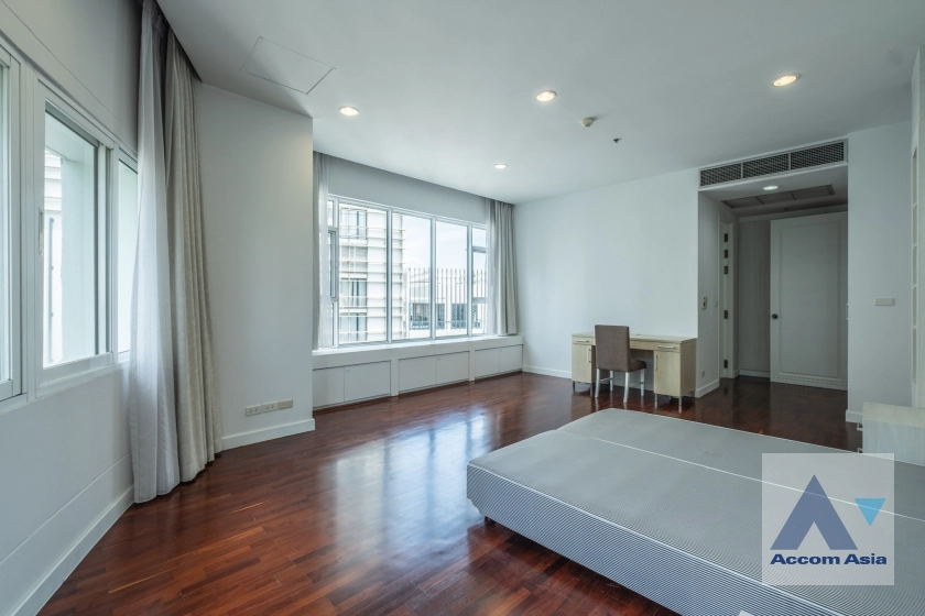 35  4 br Apartment For Rent in Sukhumvit ,Bangkok BTS Phrom Phong at Perfect for a big family 1415174