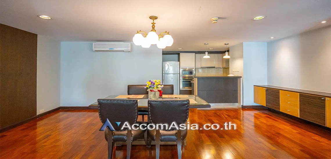  2 Bedrooms  Apartment For Rent in Sukhumvit, Bangkok  near BTS Nana (1415345)