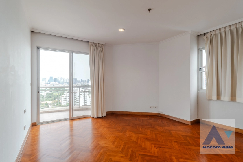 28  3 br Apartment For Rent in Sathorn ,Bangkok BRT Technic Krungthep at Perfect life in Bangkok 1515437