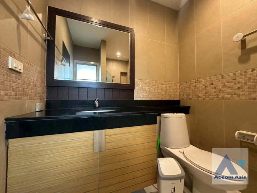 30  4 br House For Rent in Lat phrao ,Bangkok   at Baan Issara Rama 9 2315464