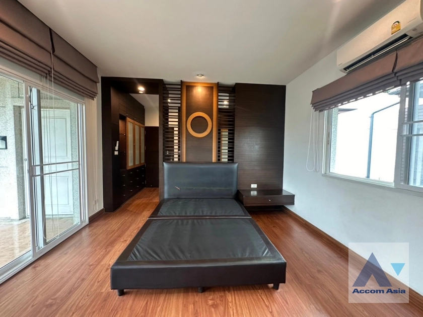 10  4 br House For Rent in Lat phrao ,Bangkok   at Baan Issara Rama 9 2315464