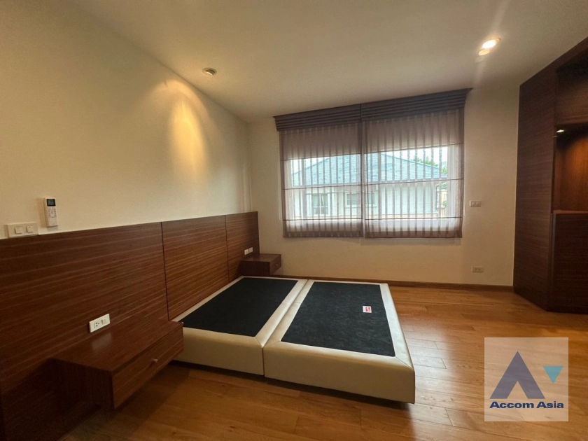 15  4 br House For Rent in Lat phrao ,Bangkok   at Baan Issara Rama 9 2315464