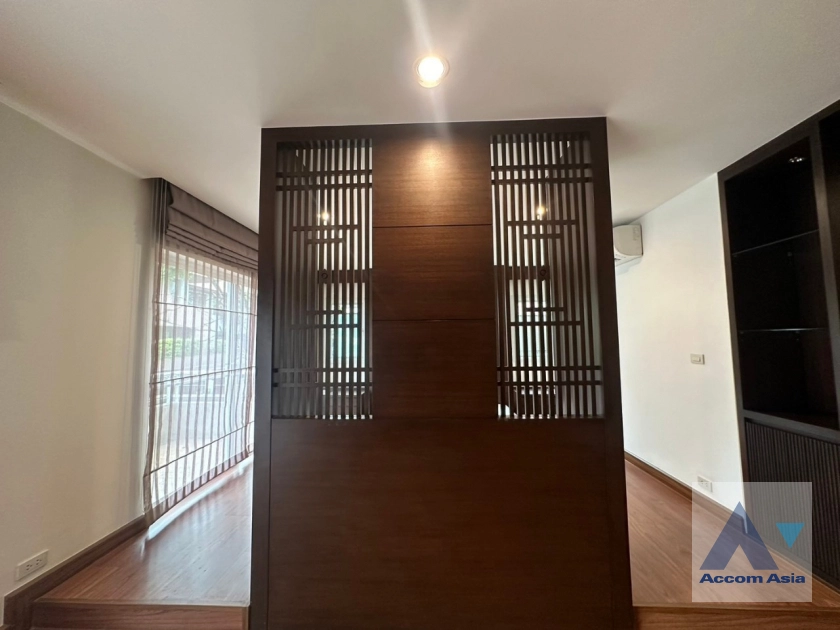 25  4 br House For Rent in Lat phrao ,Bangkok   at Baan Issara Rama 9 2315464