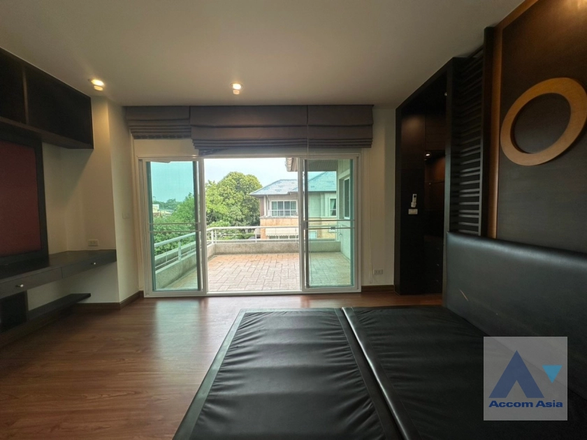 11  4 br House For Rent in Lat phrao ,Bangkok   at Baan Issara Rama 9 2315464