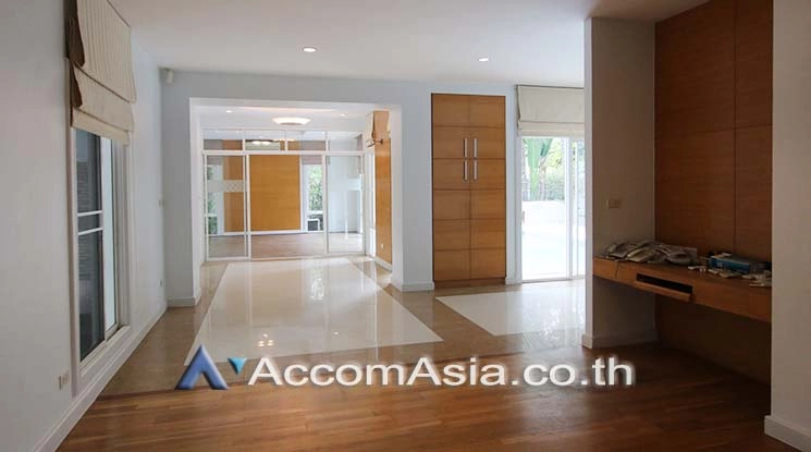 5  4 br House For Rent in Sukhumvit ,Bangkok BTS Thong Lo at Privacy and Peaceful 1815488