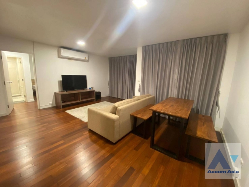  2 Bedrooms  Condominium For Rent & Sale in Sukhumvit, Bangkok  near BTS Thong Lo (1515537)