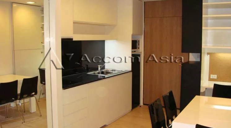  1 Bedroom  Condominium For Rent in Sukhumvit, Bangkok  near BTS Thong Lo (1515540)