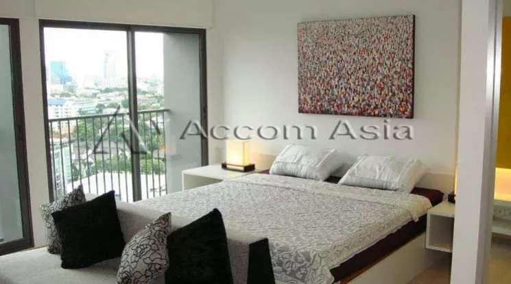  1 Bedroom  Condominium For Rent in Sukhumvit, Bangkok  near BTS Thong Lo (1515540)