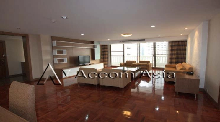  1  3 br Apartment For Rent in Sukhumvit ,Bangkok BTS Phrom Phong at Family Size Desirable 1415552