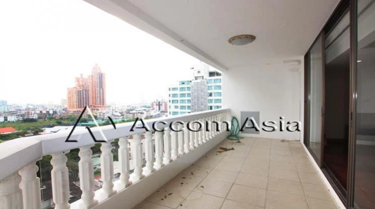  1  3 br Apartment For Rent in Sukhumvit ,Bangkok BTS Phrom Phong at Family Size Desirable 1415552