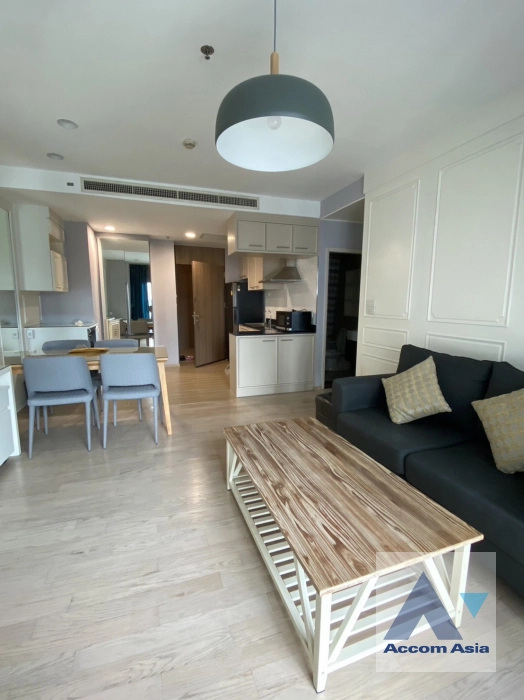  2 Bedrooms  Condominium For Rent in Sukhumvit, Bangkok  near BTS Thong Lo (1515563)