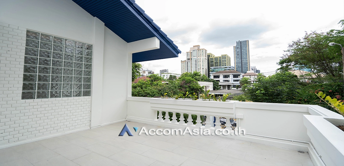 6  4 br House For Rent in Sukhumvit ,Bangkok BTS Thong Lo 1715610