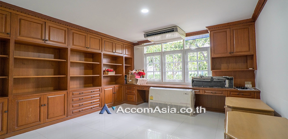 15  4 br House For Rent in Sukhumvit ,Bangkok BTS Thong Lo 1715610