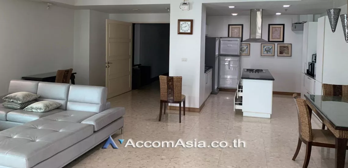  3 Bedrooms  Condominium For Rent in Sukhumvit, Bangkok  near BTS Ekkamai (1515620)