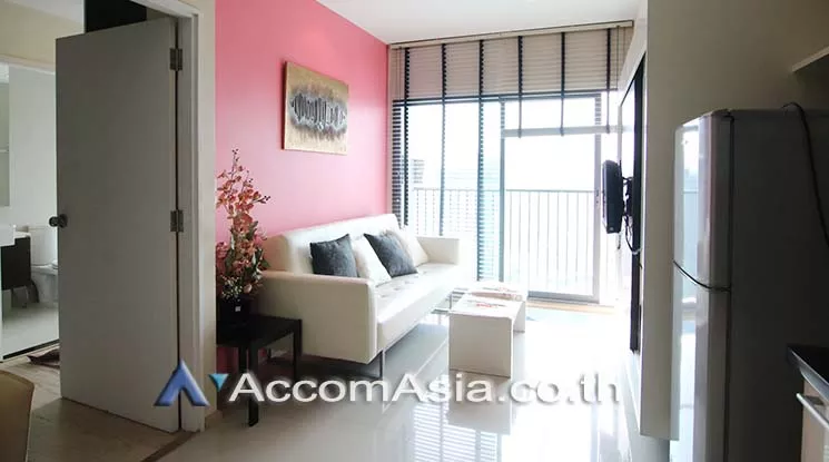  1 Bedroom  Condominium For Rent in Sukhumvit, Bangkok  near BTS Thong Lo (1515634)