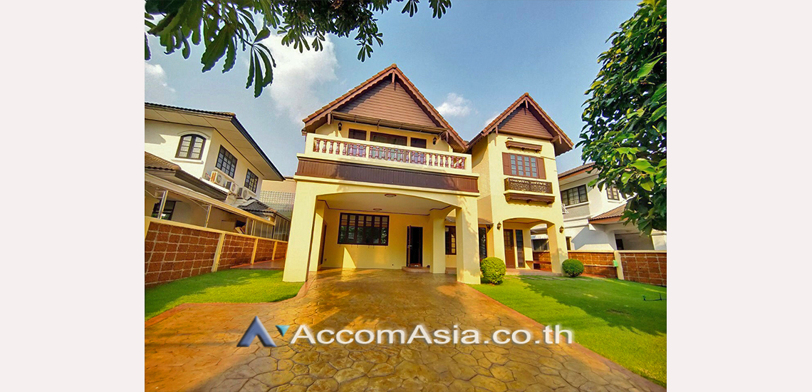  3 Bedrooms  House For Rent in Samutprakan, Samutprakan  near BTS Bearing (2315643)