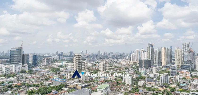  3 Bedrooms  Condominium For Rent in Sukhumvit, Bangkok  near BTS Thong Lo (1515646)