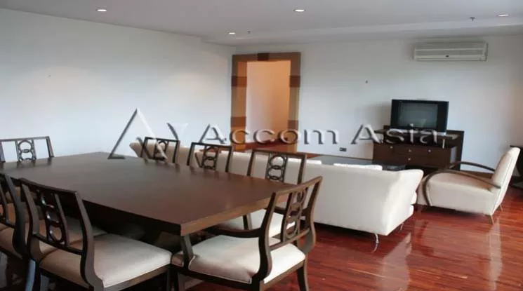  1  2 br Apartment For Rent in Sukhumvit ,Bangkok BTS Nana at Fully Furnished Suites 1415677