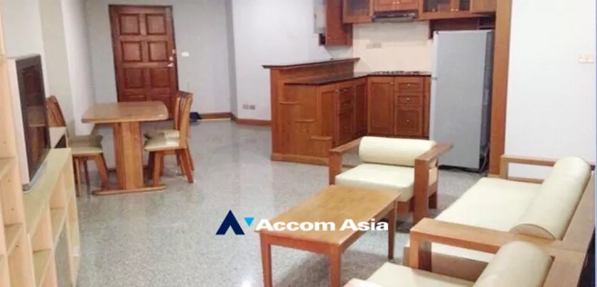  2 Bedrooms  Condominium For Rent & Sale in Ploenchit, Bangkok  near BTS Ploenchit (1515732)