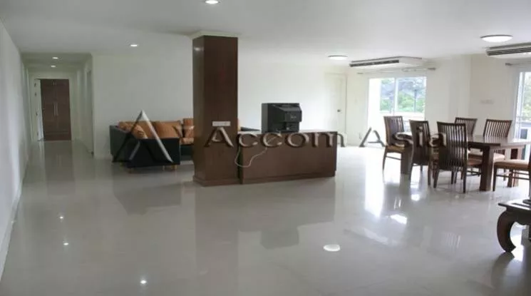  2 Bedrooms  Apartment For Rent in Sukhumvit, Bangkok  near BTS Asok - MRT Sukhumvit (1415751)