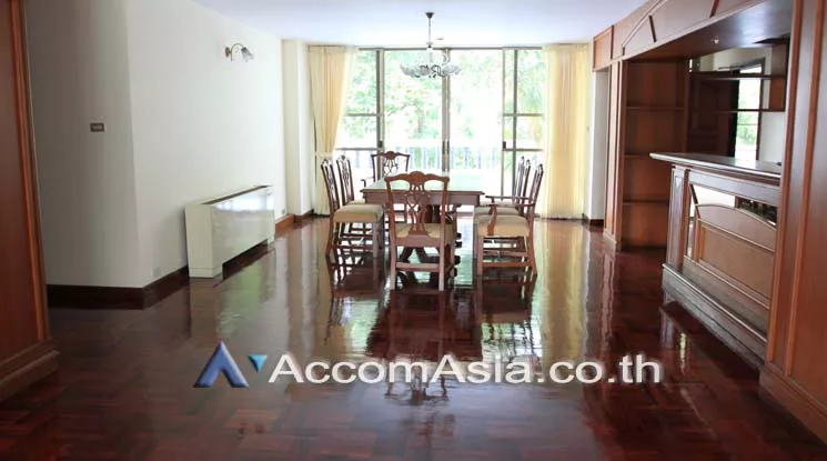  3 Bedrooms  Apartment For Rent in Sukhumvit, Bangkok  near BTS Asok - MRT Sukhumvit (1415790)