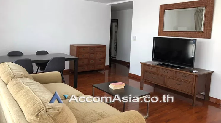  2 Bedrooms  Condominium For Rent in Ploenchit, Bangkok  near BTS Chitlom (1515986)