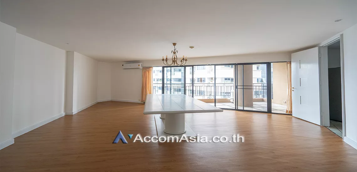 Huge Terrace, Pet friendly |  3 Bedrooms  Apartment For Rent in Sukhumvit, Bangkok  near BTS Phrom Phong (1416178)