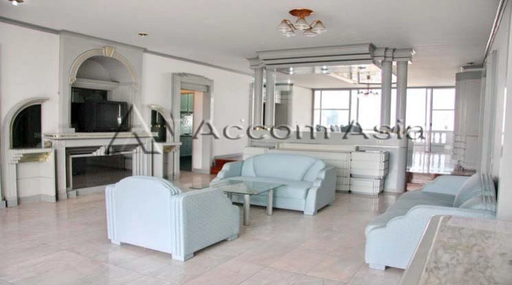  3 Bedrooms  Condominium For Rent in Sukhumvit, Bangkok  near BTS Asok - MRT Sukhumvit (1516182)