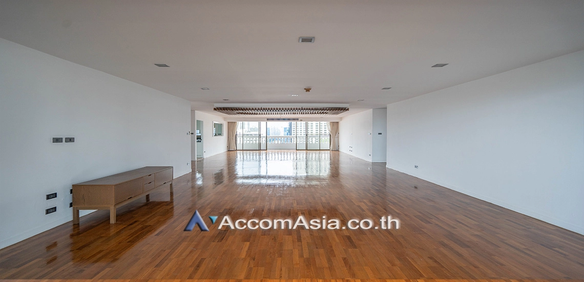 Big Balcony, Pet friendly |  4 Bedrooms  Apartment For Rent in Sukhumvit, Bangkok  near BTS Asok - MRT Sukhumvit (1416352)