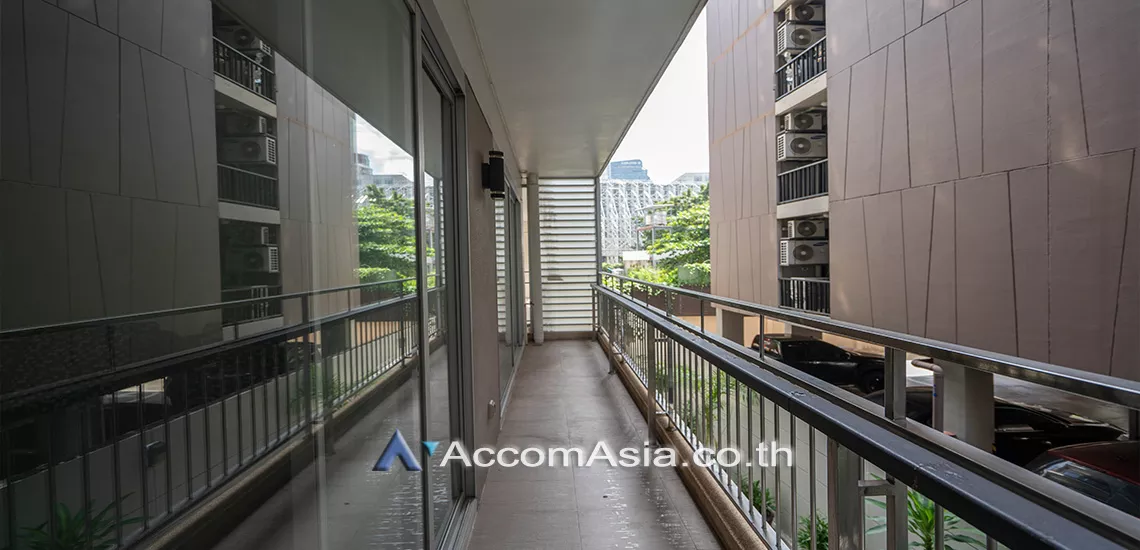 Big Balcony |  1 Bedroom  Apartment For Rent in Sukhumvit, Bangkok  near BTS Asok - MRT Sukhumvit (1416374)