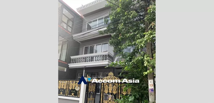  2  5 br House For Sale in sukhumvit ,Bangkok BTS Phra khanong 1716460