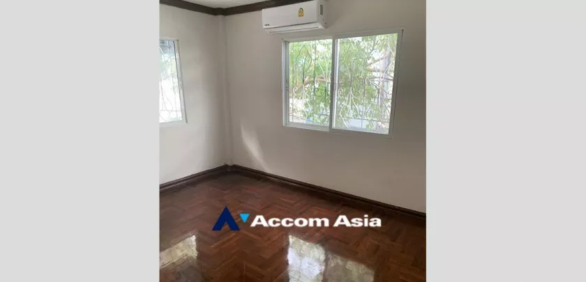 6  5 br House For Sale in sukhumvit ,Bangkok BTS Phra khanong 1716460