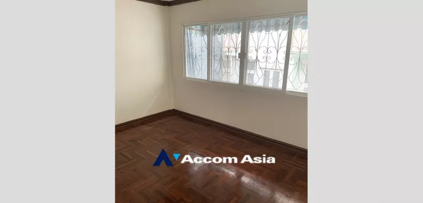 8  5 br House For Sale in sukhumvit ,Bangkok BTS Phra khanong 1716460