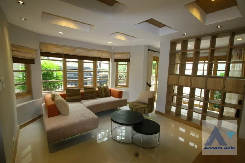  2  4 br House For Rent in Sukhumvit ,Bangkok BTS Phrom Phong 2316628