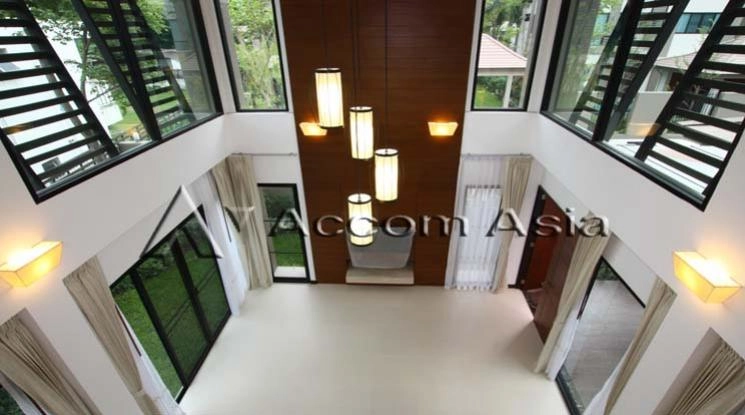 Private Swimming Pool |  3 Bedrooms  House For Rent in Sukhumvit, Bangkok  near BTS Thong Lo (1816753)