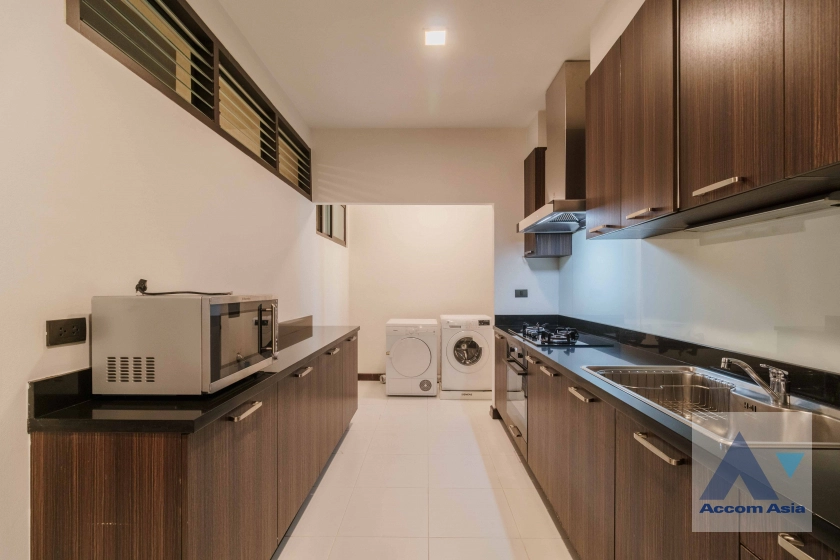 5  2 br Apartment For Rent in Sukhumvit ,Bangkok BTS Ekkamai at Tasteful Living Place 1416783