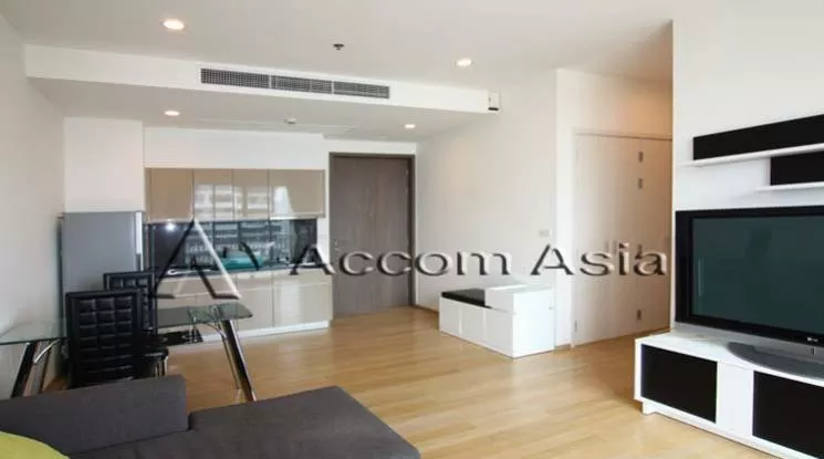  1 Bedroom  Condominium For Rent in Sukhumvit, Bangkok  near BTS Phrom Phong (1516819)