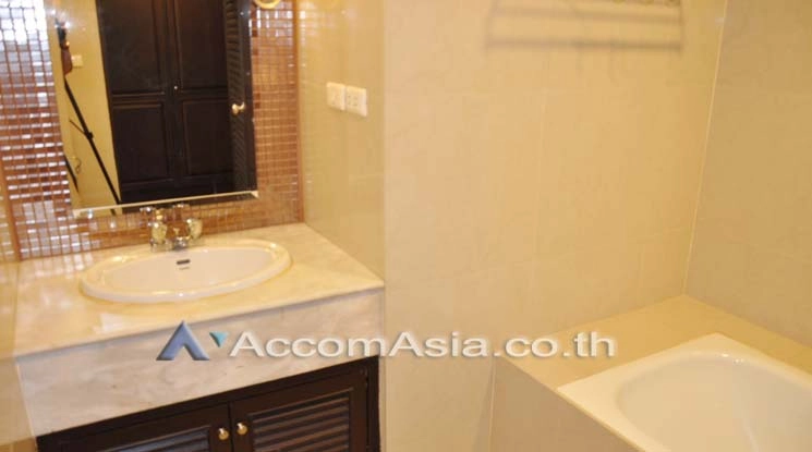 11  2 br Condominium For Rent in Sukhumvit ,Bangkok BTS Nana at Lake Green 1516839