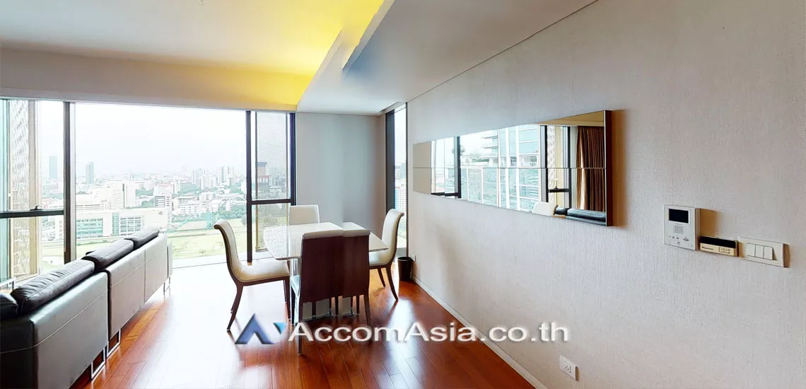  1 Bedroom  Condominium For Rent in Ploenchit, Bangkok  near BTS Ratchadamri (1516864)