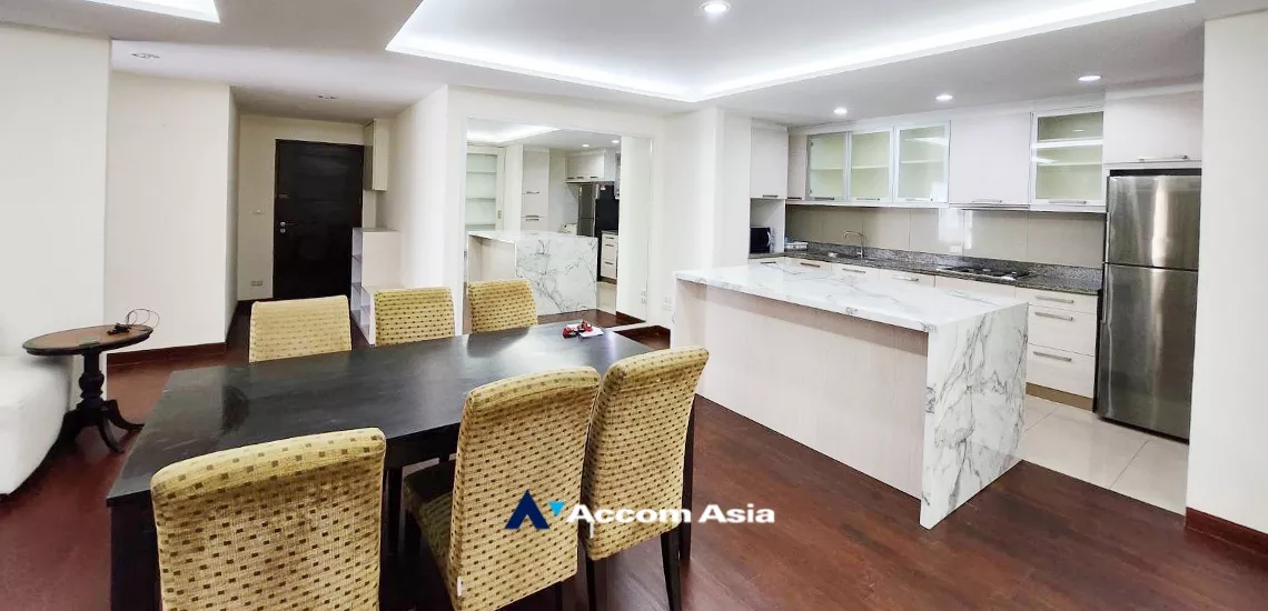  2 Bedrooms  Condominium For Rent in Sukhumvit, Bangkok  near BTS Asok - MRT Sukhumvit (1516873)