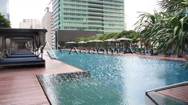  1 Bedroom  Condominium For Rent in Charoennakorn, Bangkok  near BTS Krung Thon Buri (1517073)