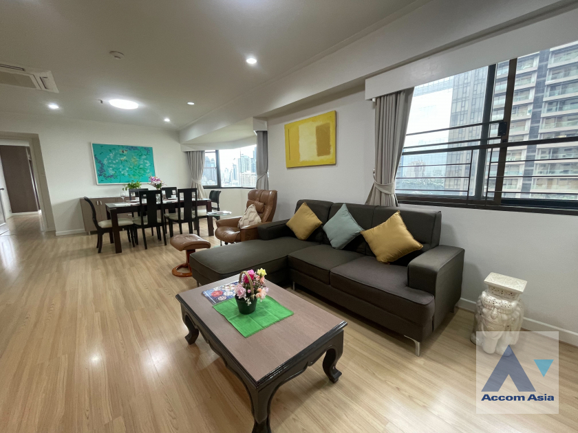  2 Bedrooms  Condominium For Rent & Sale in Sukhumvit, Bangkok  near BTS Phrom Phong (1517098)