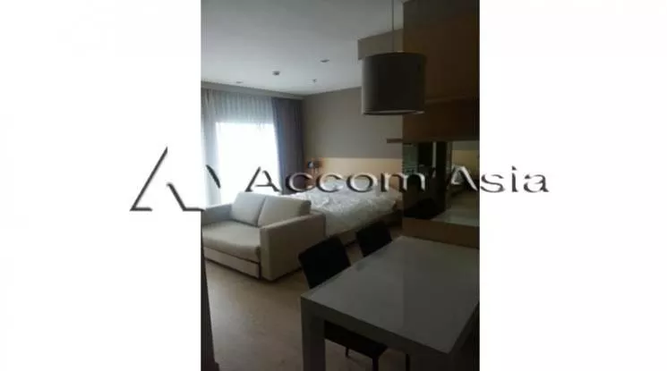  Condominium For Rent in Sukhumvit, Bangkok  near BTS Thong Lo (1517201)