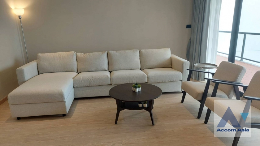 Pet friendly |  3 Bedrooms  Apartment For Rent in Sathorn, Bangkok  near BTS Sala Daeng - MRT Lumphini (1417222)